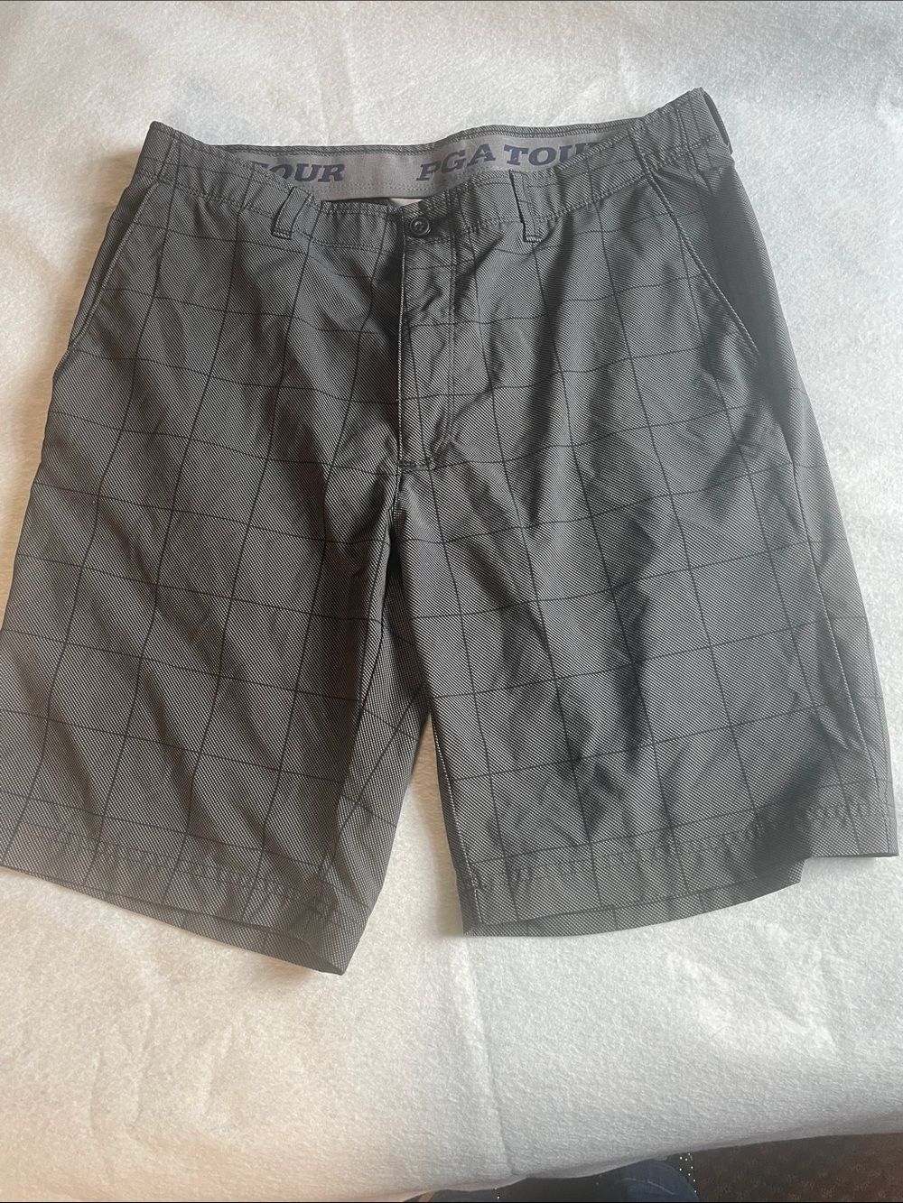 PGA TOUR Men’s Charcoal Windowpane Golf Shorts